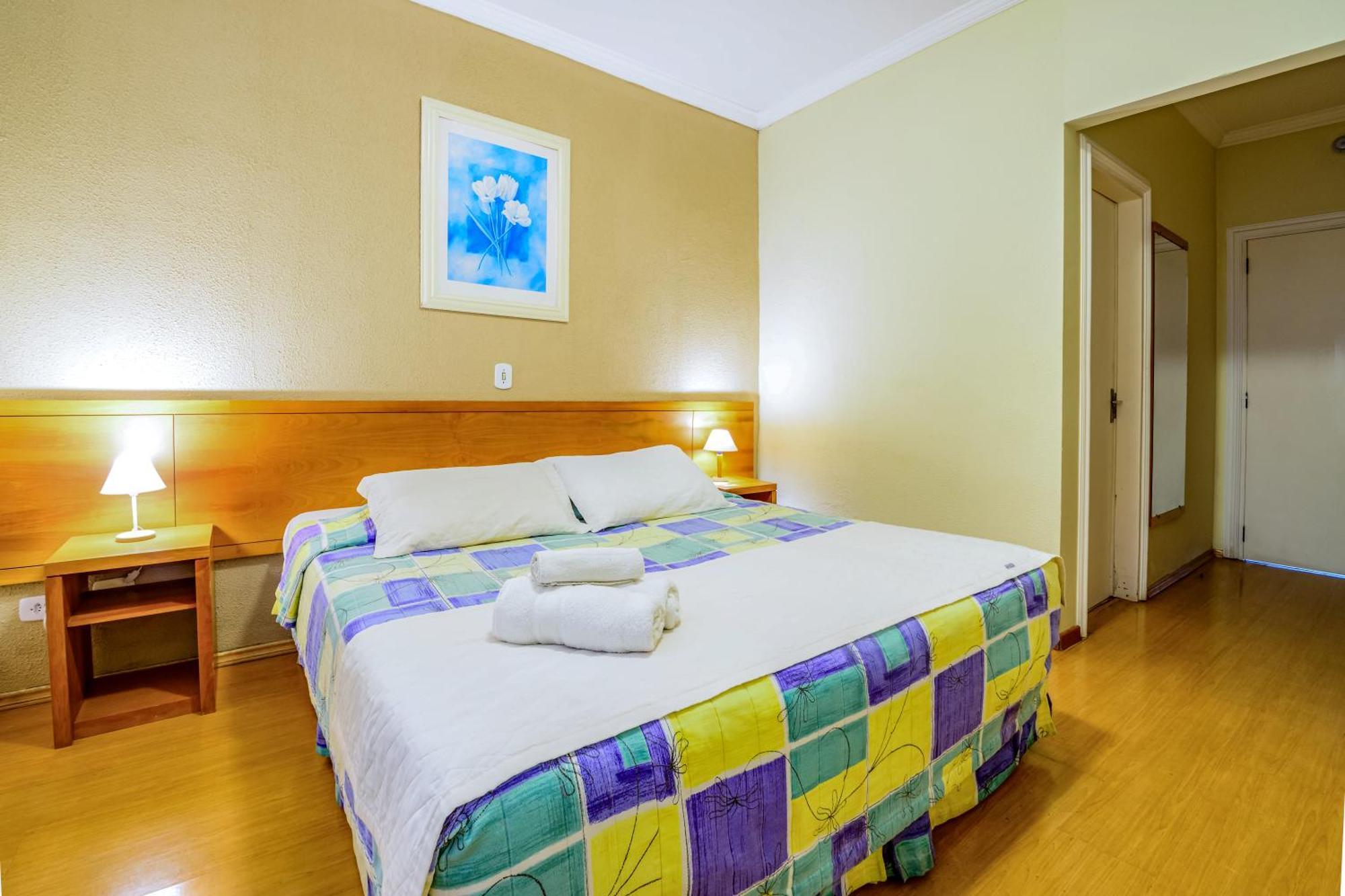 Hotel Velinn Parque Flores