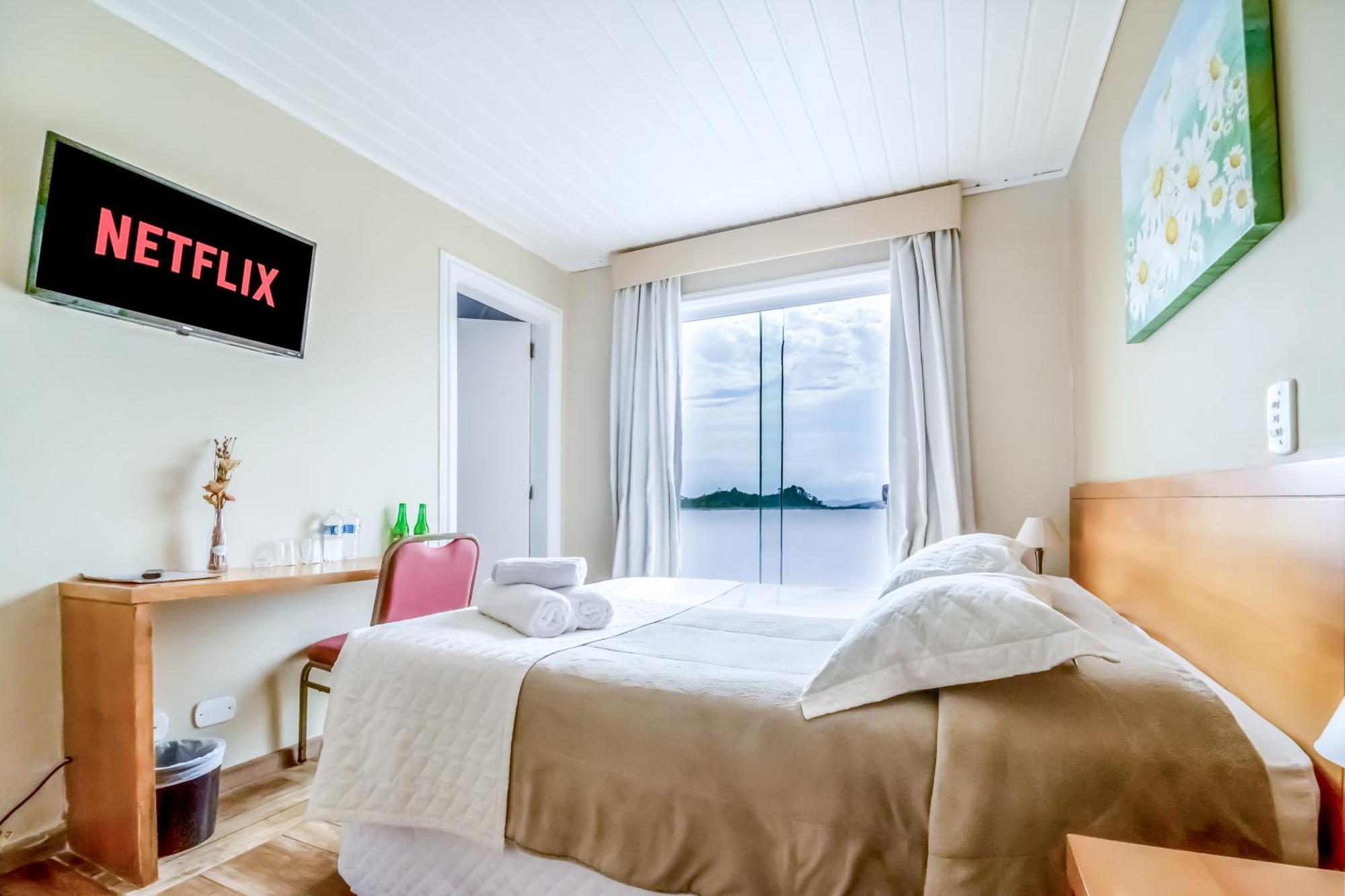 Velinn Parque Flores Hotel